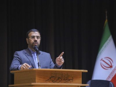 به استفاده از تواناییهای بانوان در مدیریت سیاسی کشور معتقدیم