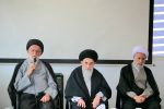 از دولت تقاضا دارم به معیشت معلمان توجه بیشتری شود