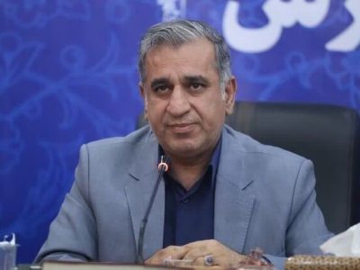 انقلابی بودن در حرکت در مسیر کسب رضایت مردم و تحکیم نظام است
