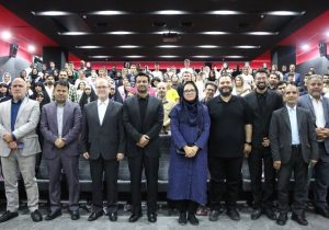 فیلم‌های ایرانی باید روایتگر فرهنگ بومی باشند