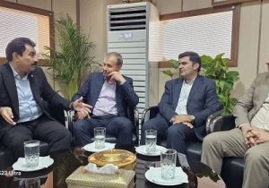 دیدار شهردار و رئیس شورای شهر صدرا با رئیس شورای هماهنگی بانک های استان فارس