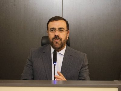 دستور استاندار فارس برای تأخیر یکساعتونیمه آغاز فعالیت مراکز اداری و آموزشی در اول دیماه