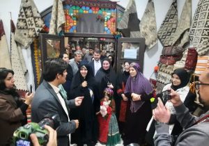 معاون رئیس‌جمهور: بازار هنر شیراز حلقه اتصال گردشگران با تولیدات صنایع دستی است