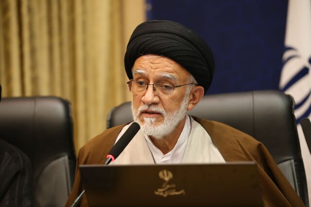 دبیر جامعه روحانیت شیراز: با مفسدان اقتصادی برخورد علنی در سطح جامعه شود