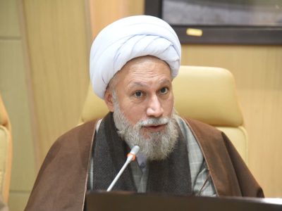 پای کار امام زمان(عج) بایستید/ دشمن برای خاموش کردن نور خدا به میدان آمده است