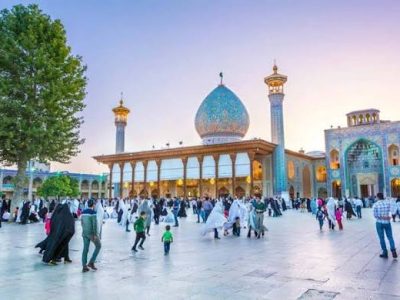 شاهچراغ، تجلی زهد واخلاص درمیان اهل‌بیت(ع)