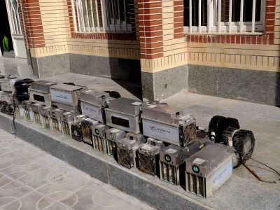 کشف ۴۲ دستگاه غیرمجاز استخراج رمز دارایی در شهرستان داراب استان فارس