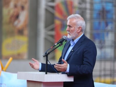 اهدای ۱۰ هزار بسته نوشتافزار پیش از زنگ مدارس و بهرهبرداری از ۴۶۰ واحد مسکن محرومین