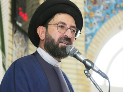 امام جمعه صدرا: تقوا انسان را به مقام فوز و فضیلت می‌رساند