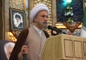 امام جمعه شیراز: با پشتوانه ولایت باکی از استکبار نداریم